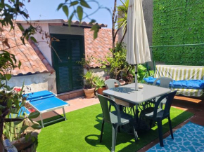 Casa lego small room with terrace